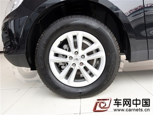 1130台众泰汽车 轮胎存安全隐患