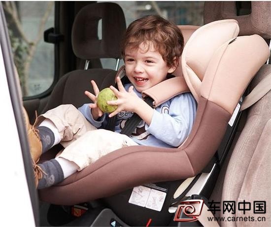 警惕！这些品牌儿童安全座椅存隐患