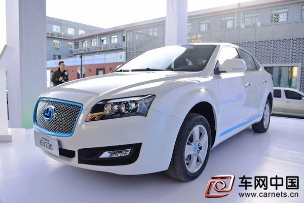 华泰新能源汽车