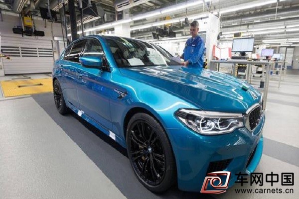 豪华性能怪兽 宝马M5海外下线，AMG E63也颤抖了