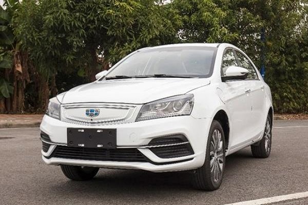 中汽协:2017全年销量约80万辆;吉利帝豪EV450预