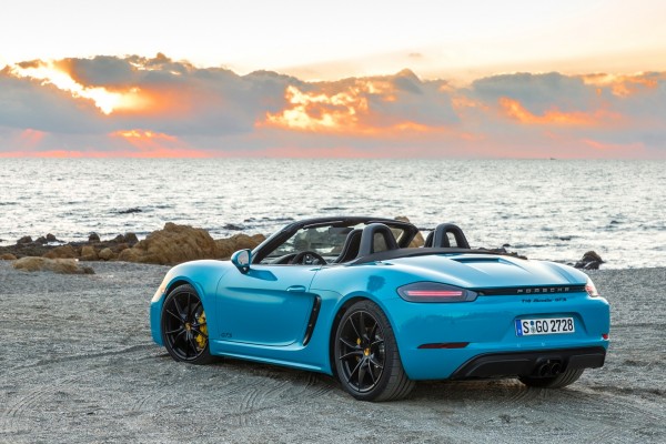 2018 Porsche 718 Boxster GTS and Cayman GTS