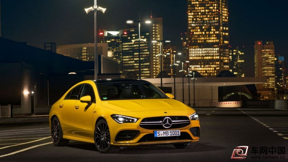 梅赛德斯-AMG CLA35 4MATIC 外观1