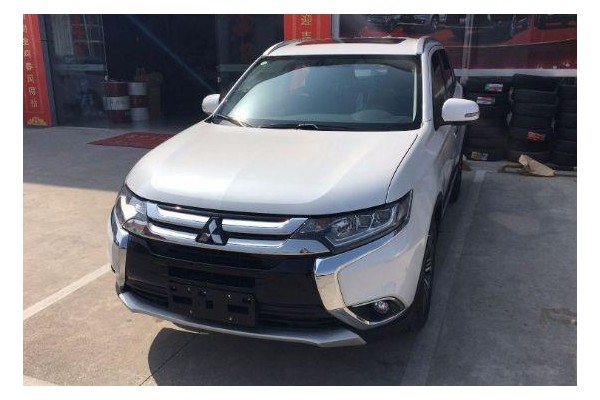 买奇骏后悔了，这车直降1万不足15万，2.0L配cvt