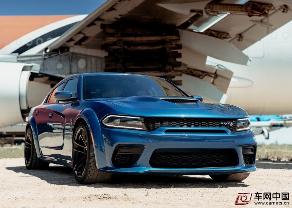 Dodge-Charger_SRT_Hellcat_Widebody-2020-1600-02