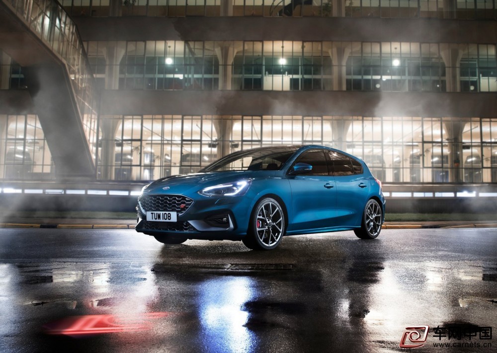 Ford-Focus_ST-2020-1600-0a