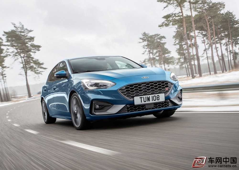 Ford-Focus_ST-2020-1600-0c