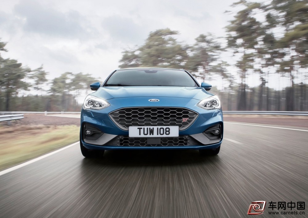 Ford-Focus_ST-2020-1600-69