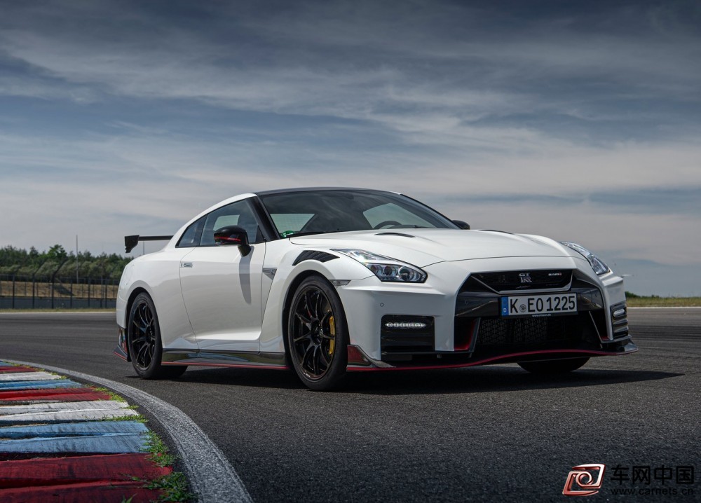 Nissan-GT-R_Nismo-2020-1600-01