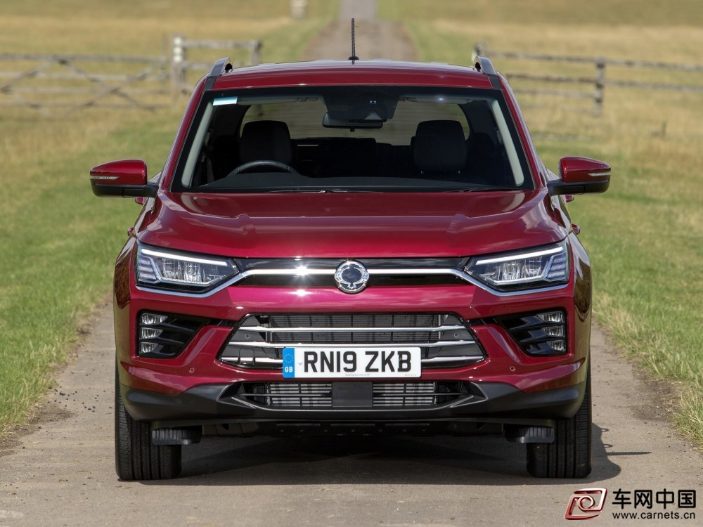 SsangYong-Korando-2020-1600-10