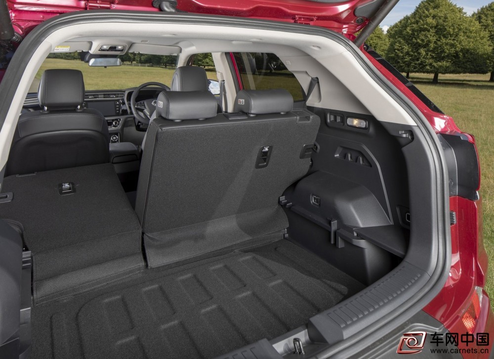 SsangYong-Korando-2020-1600-31