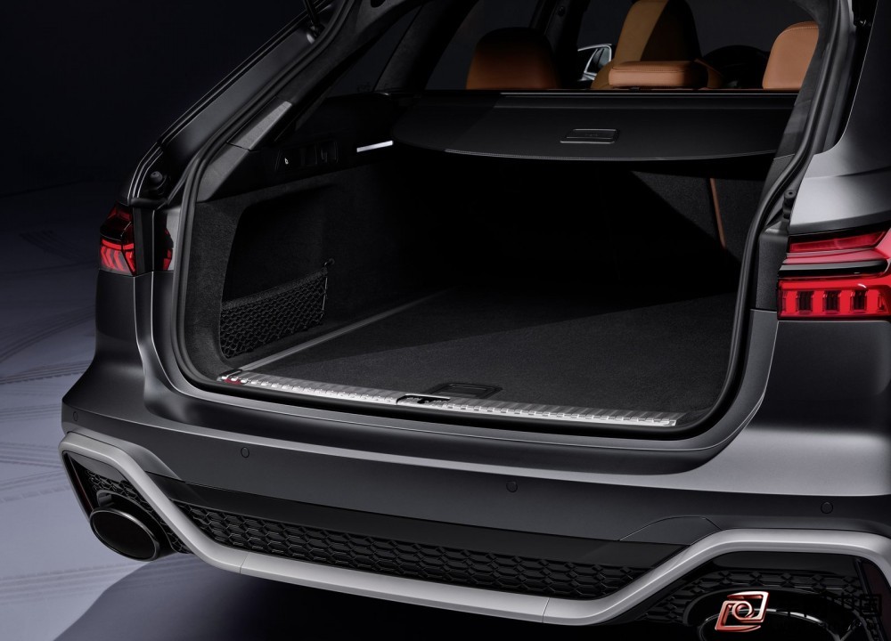 Audi-RS6_Avant-2020-1600-16