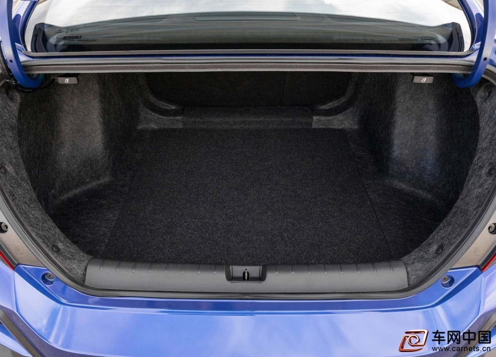 Honda-Civic_Si_Sedan-2020-1600-13