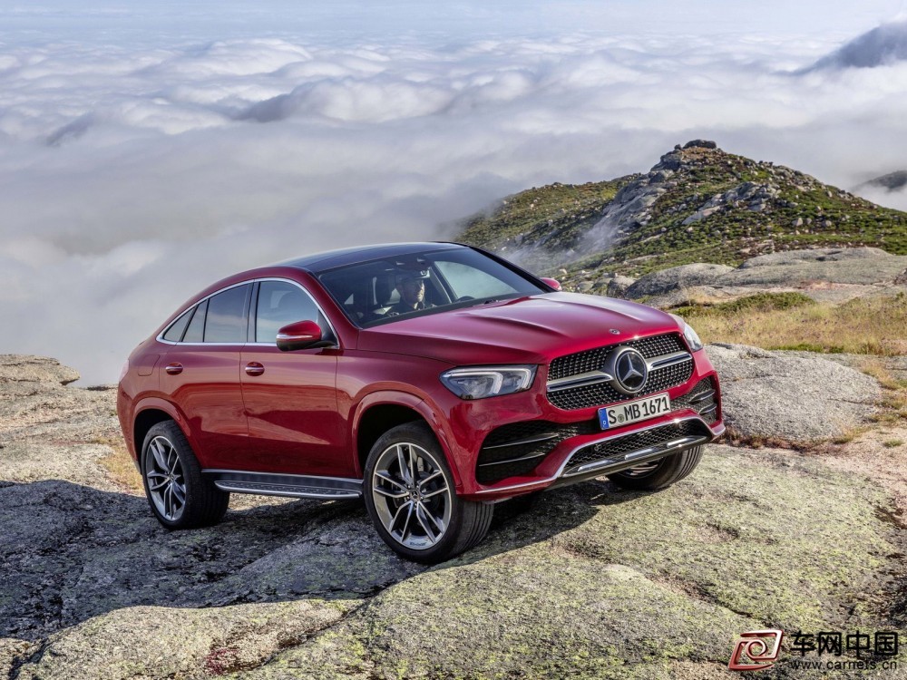 Mercedes-Benz-GLE_Coupe-2020-1600-01