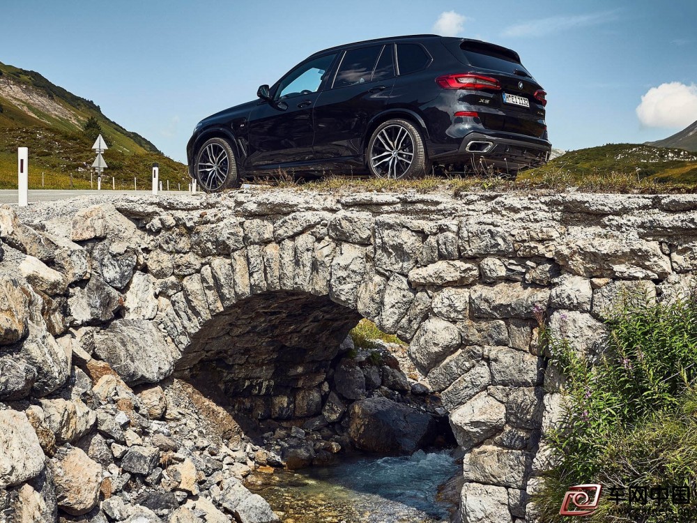 BMW-X5_xDrive45e_iPerformance-2019-1600-0d