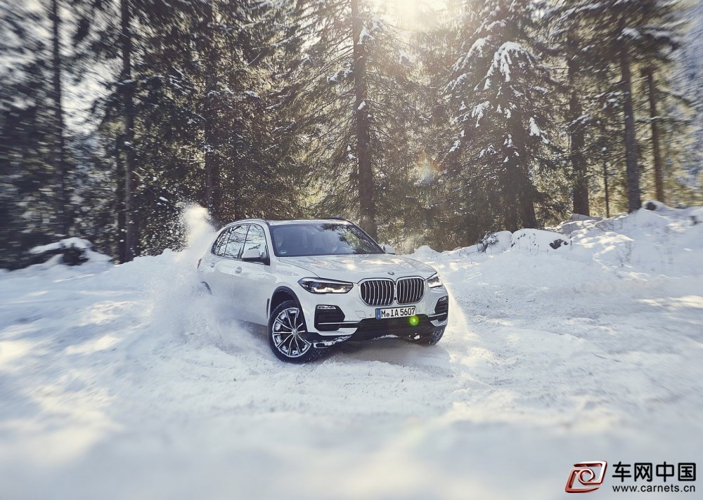 BMW-X5_xDrive45e_iPerformance-2019-1600-0a