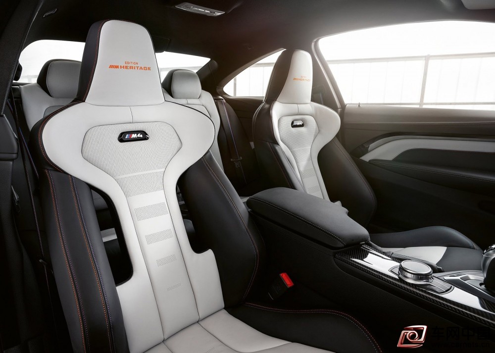 BMW-M4_Edition_M_Heritage-2019-1600-08