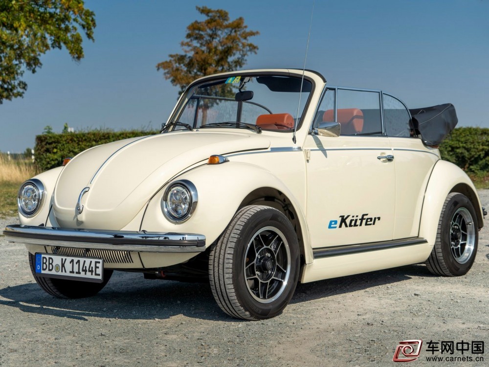 Volkswagen-e-Beetle_Concept-2019-1600-02