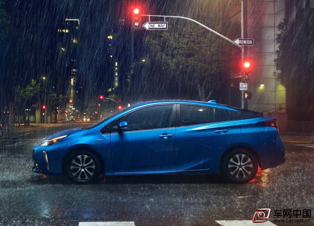Toyota-Prius-2019-1600-28
