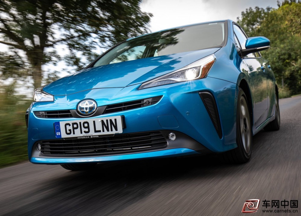 Toyota-Prius-2019-1600-22