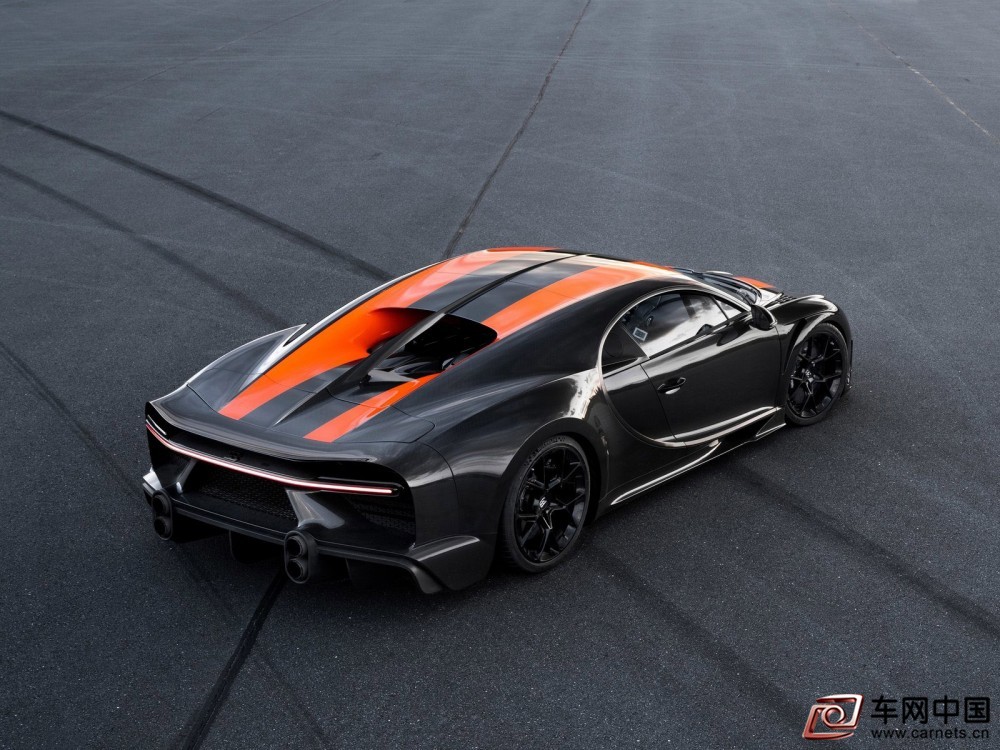 Bugatti-Chiron_Super_Sport_300-2021-1600-07