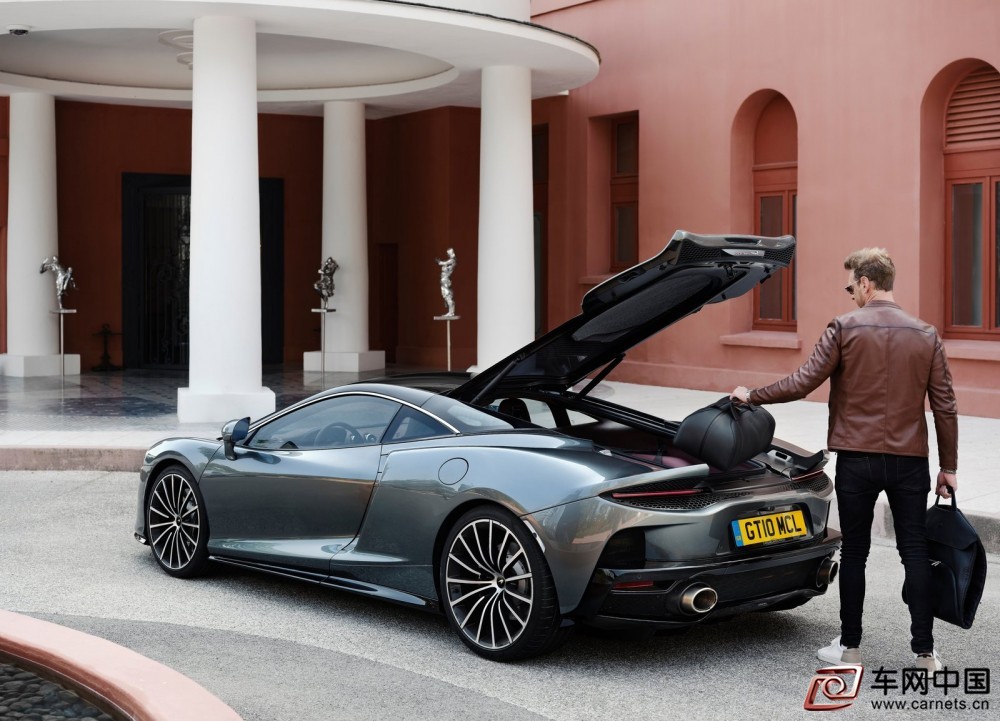 McLaren-GT-2020-1600-2f