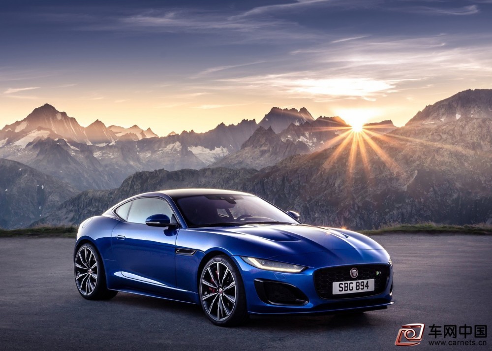 Jaguar-F-Type-2021-1600-01
