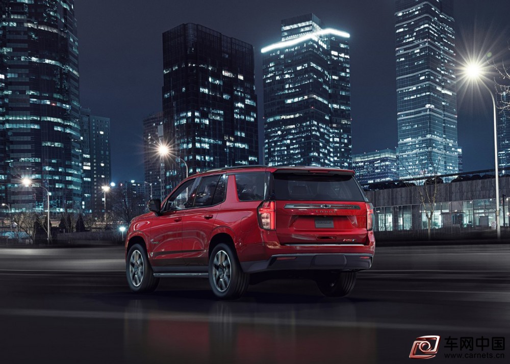 Chevrolet-Tahoe-2021-1280-06