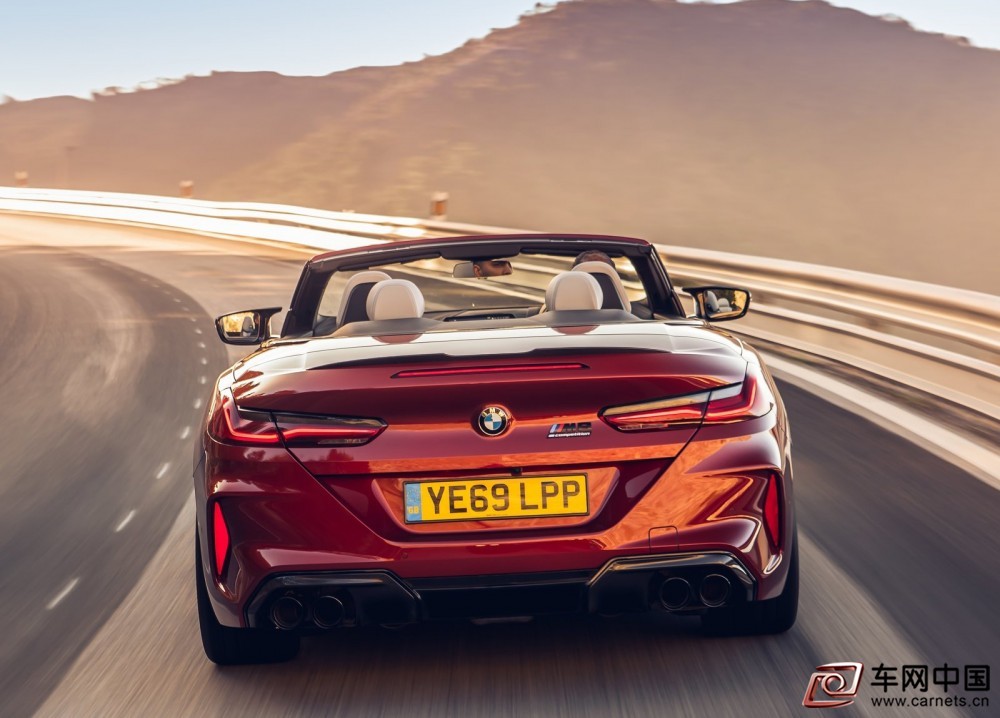 BMW-M8_Competition_Convertible_UK-Version-2020-1600-13