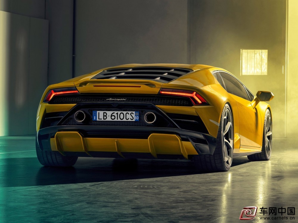 Lamborghini-Huracan_Evo_RWD-2021-1600-05