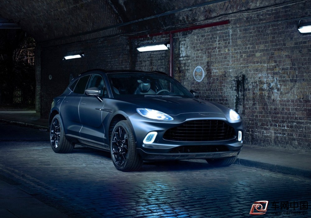 Aston_Martin-DBX_by_Q-2021-1280-02