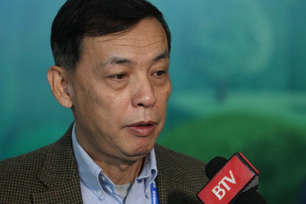 新能源人物记者采访