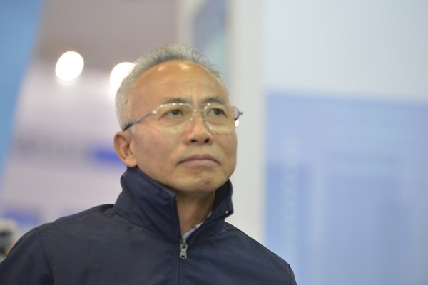 领导参观