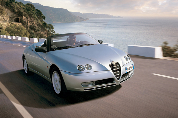 Alfa_Romeo-Spider-2003