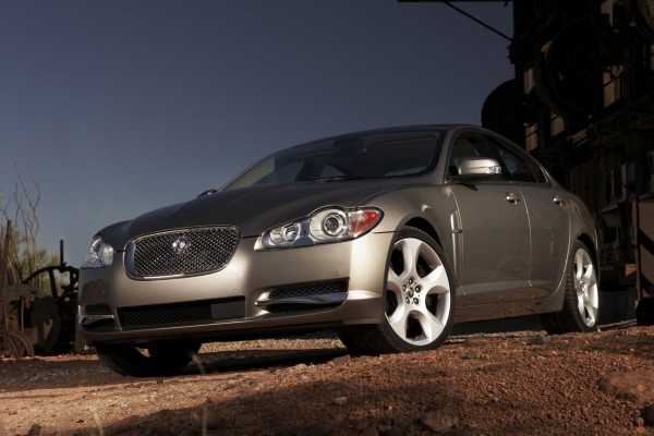 Jaguar XF (2009)
