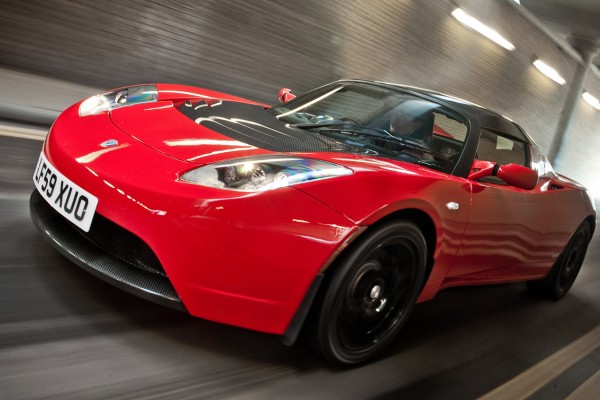 Tesla Roadster [UK] (2010)