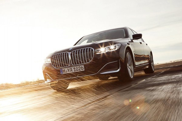BMW 745Le (2020)