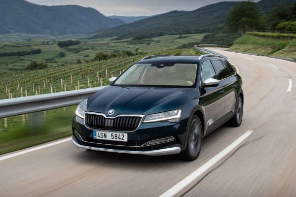 2020 Skoda Superb Scout