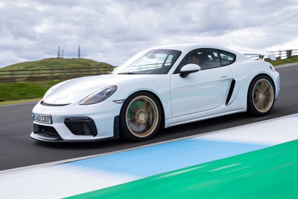 2020 Porsche 718 Cayman GT4