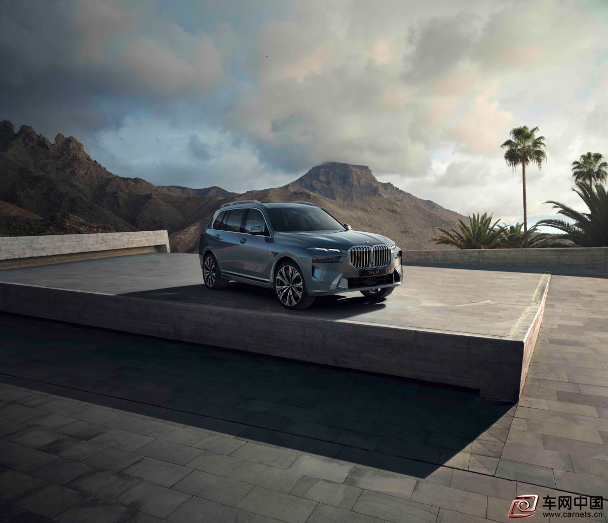 01.新BMW X7