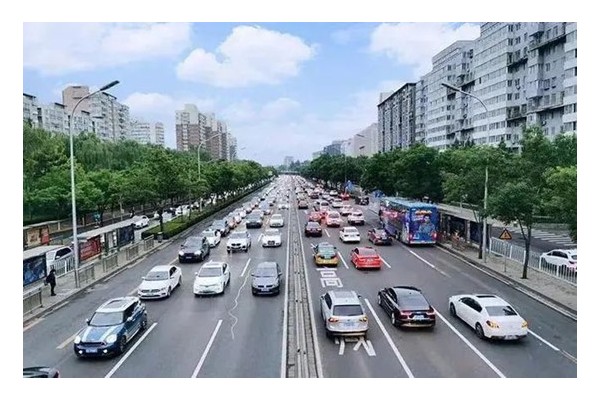 2023中国新能源汽车产销保持较快增长