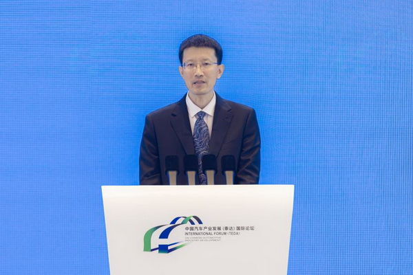 李建国_调整大小.jpg