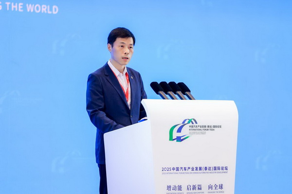 杨彦鼎_调整大小.jpg