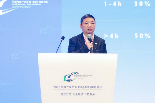 1789746590226813.jpg 何旭_调整大小.jpg